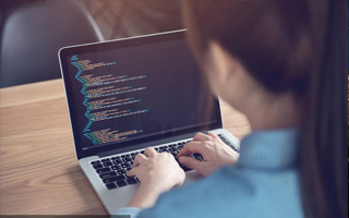 建湖 api php源码,下载的php源码怎么运行呢？